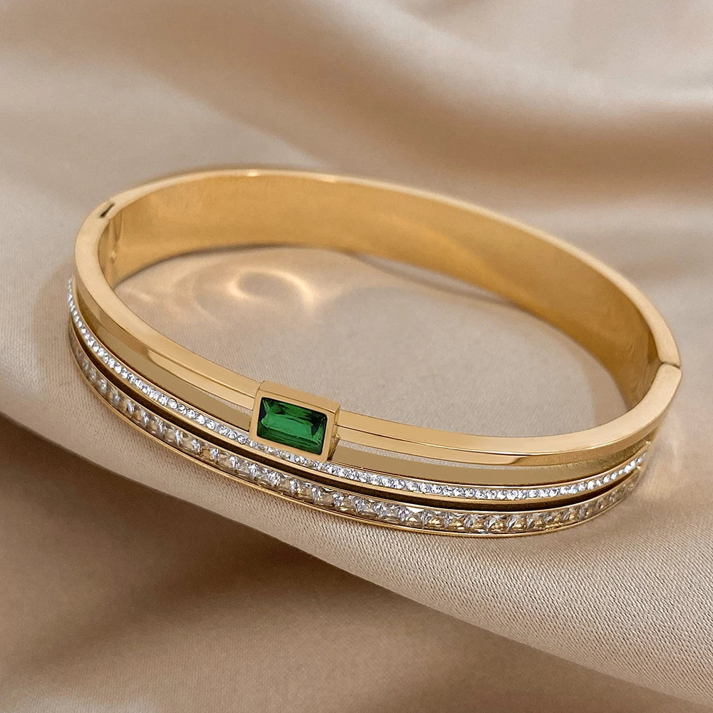 Bracelet cuff