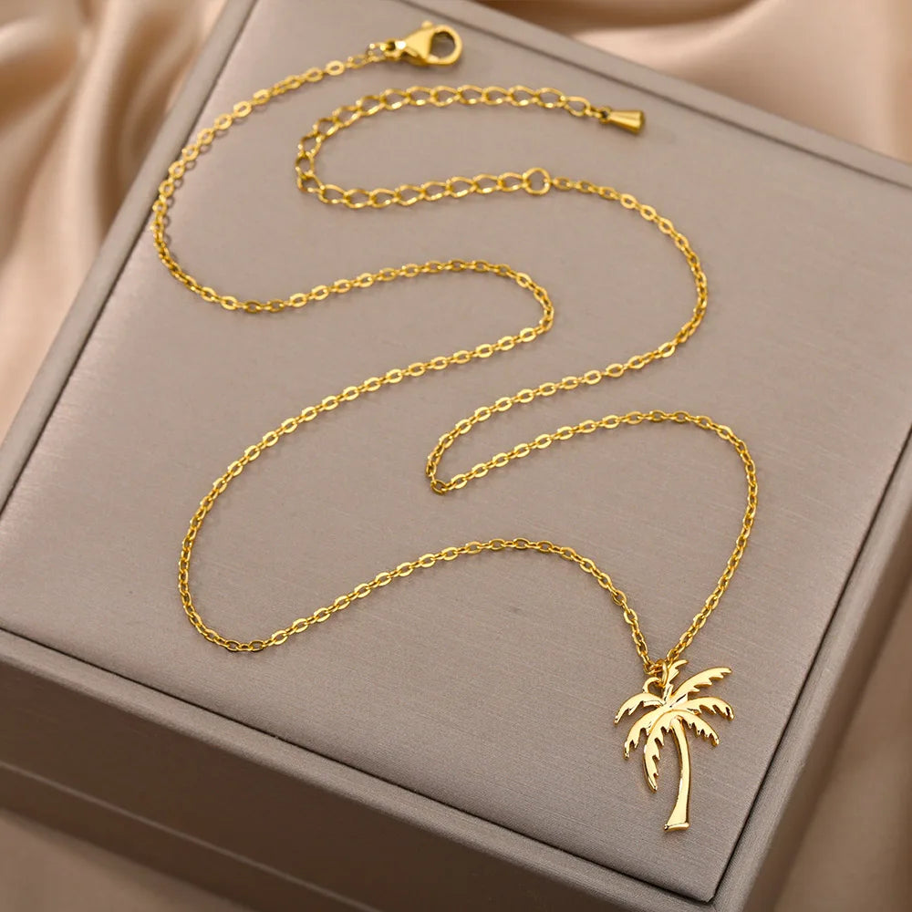 Palm tree necklace