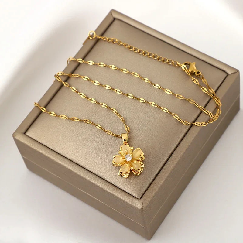 Birth flower necklace