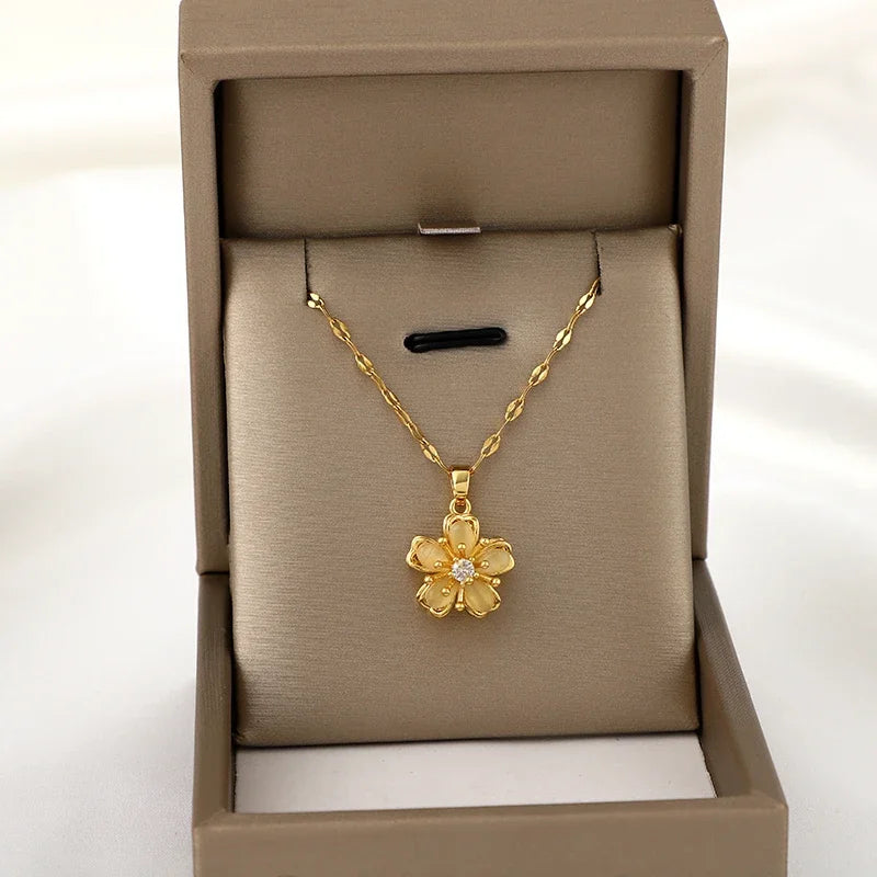 Birth flower necklace