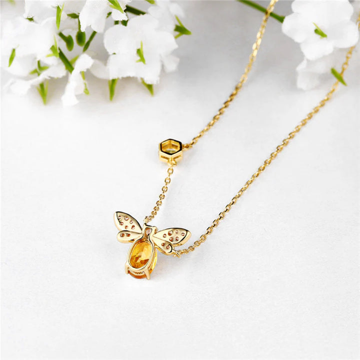 Bee necklace gold