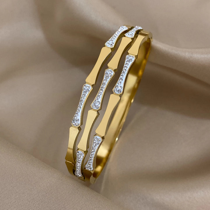Bracelet cuff