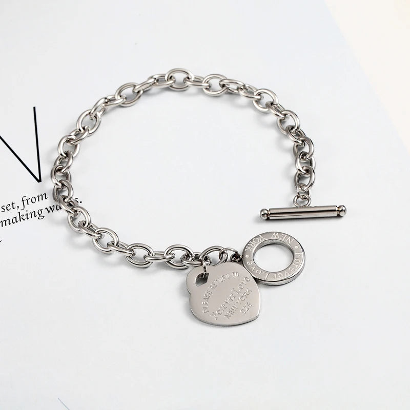 Gold heart bracelet
