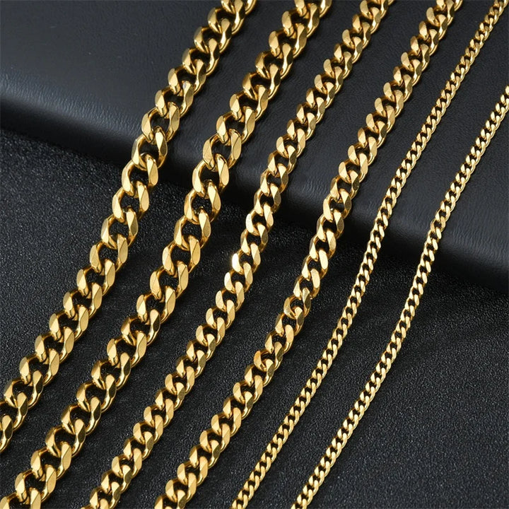 Huge necklace