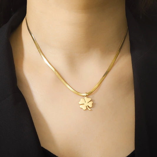 Four leaf clover necklace
