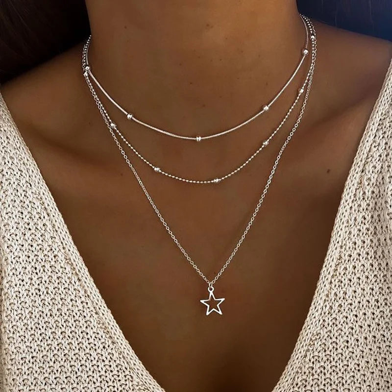 Gold star necklace