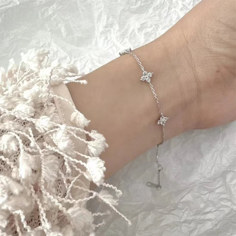 Clover leaf bracelet