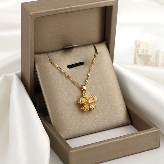 Birth flower necklace