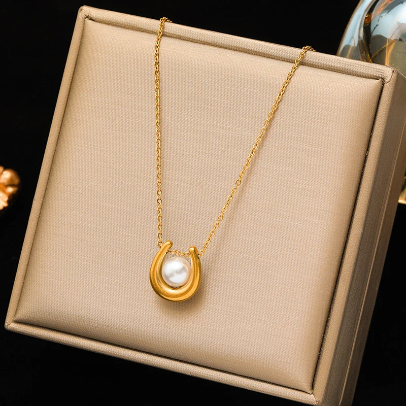 Seashell necklace
