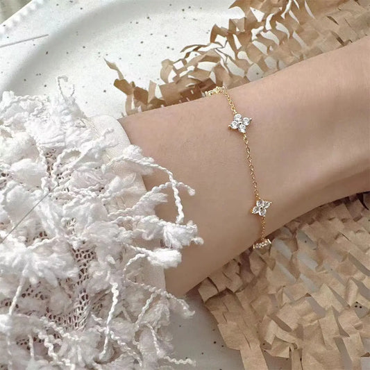 Clover leaf bracelet