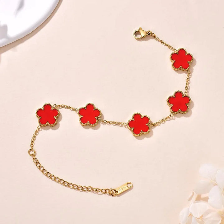 Four leaf clover bracelet