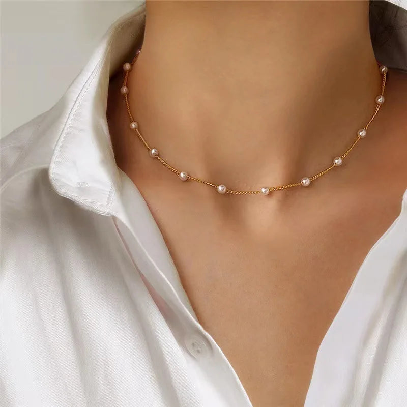 Huge pearl necklace