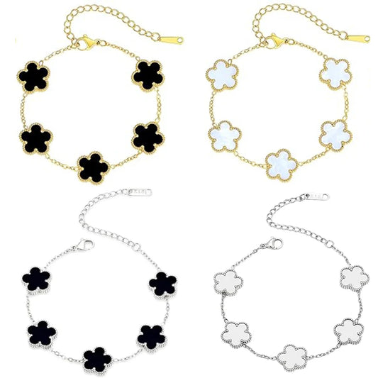 Four leaf clover bracelet