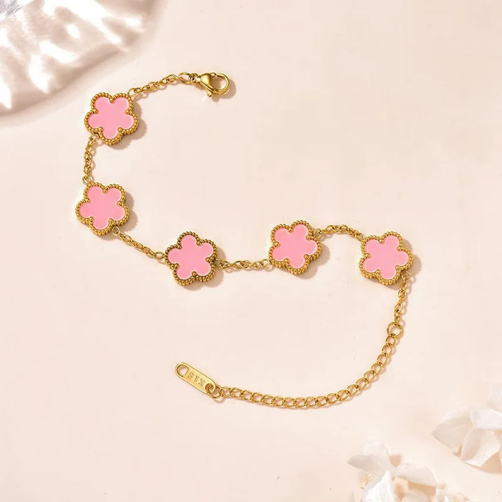 Four leaf clover bracelet