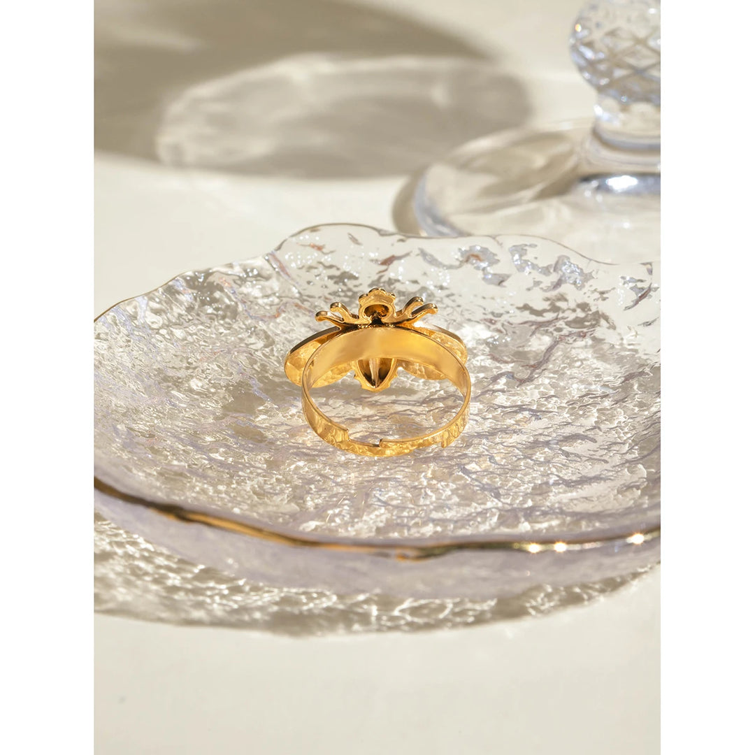 Bee ring
