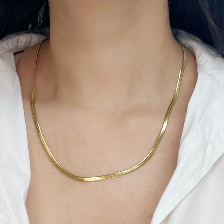 Huge gold necklace