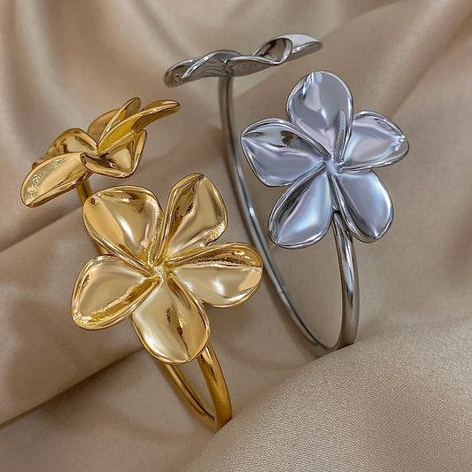 Flower bracelet