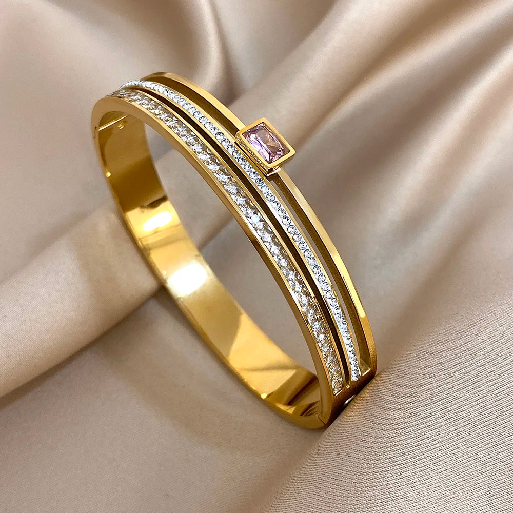 Bracelet cuff