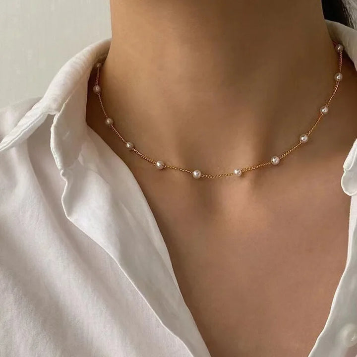 Huge pearl necklace