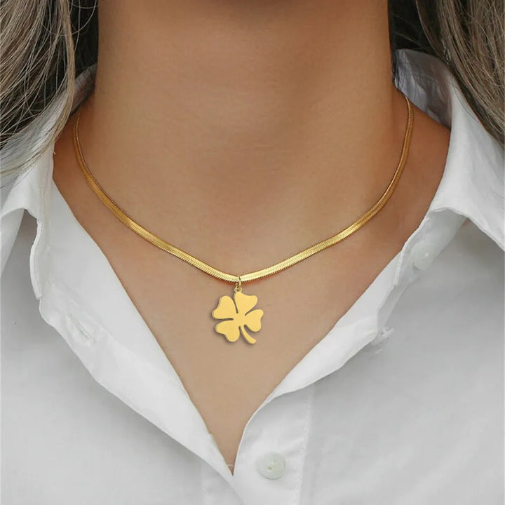 Four leaf clover necklace