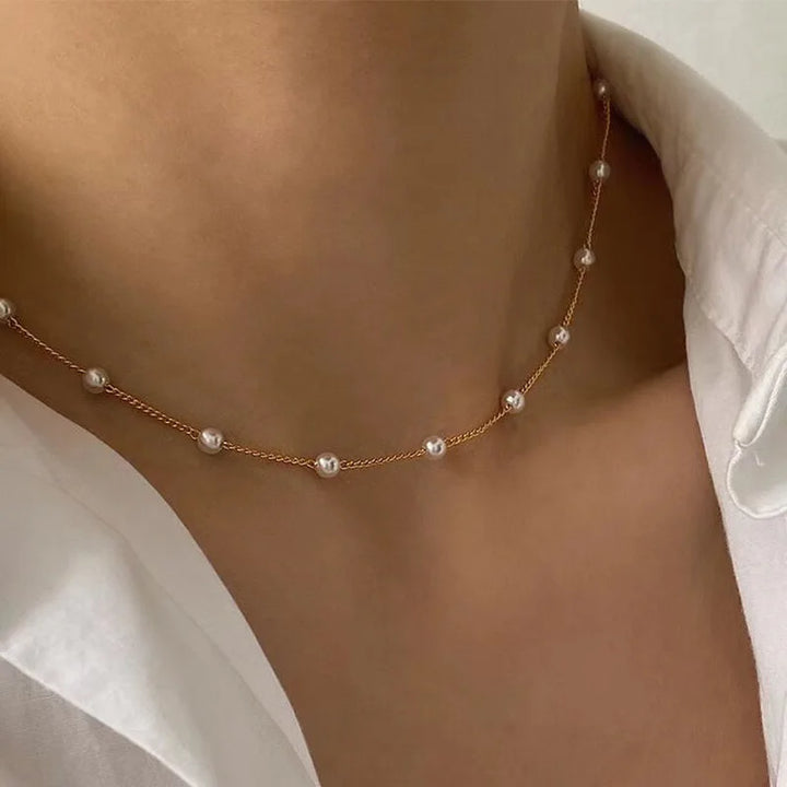Huge pearl necklace
