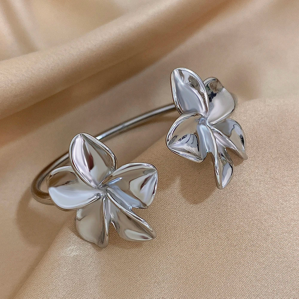 Flower bracelet