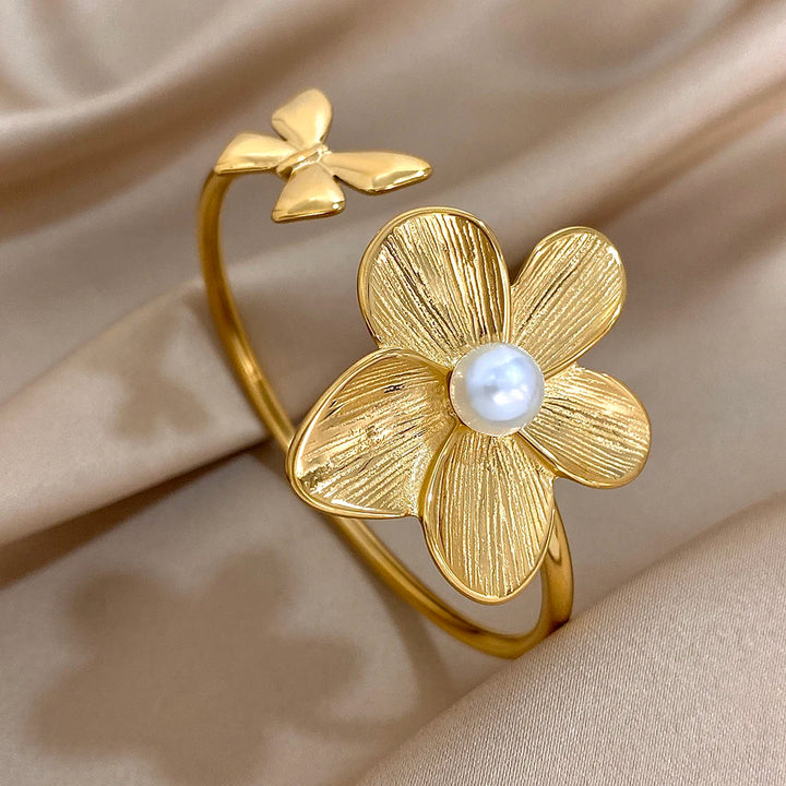 Flower bracelet