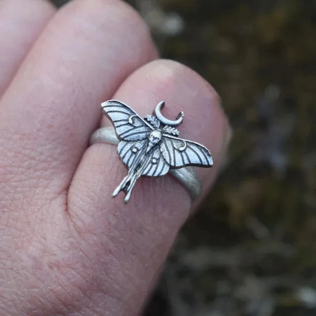 Vintage butterfly ring