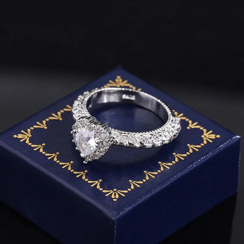 Heart shaped diamond wedding ring