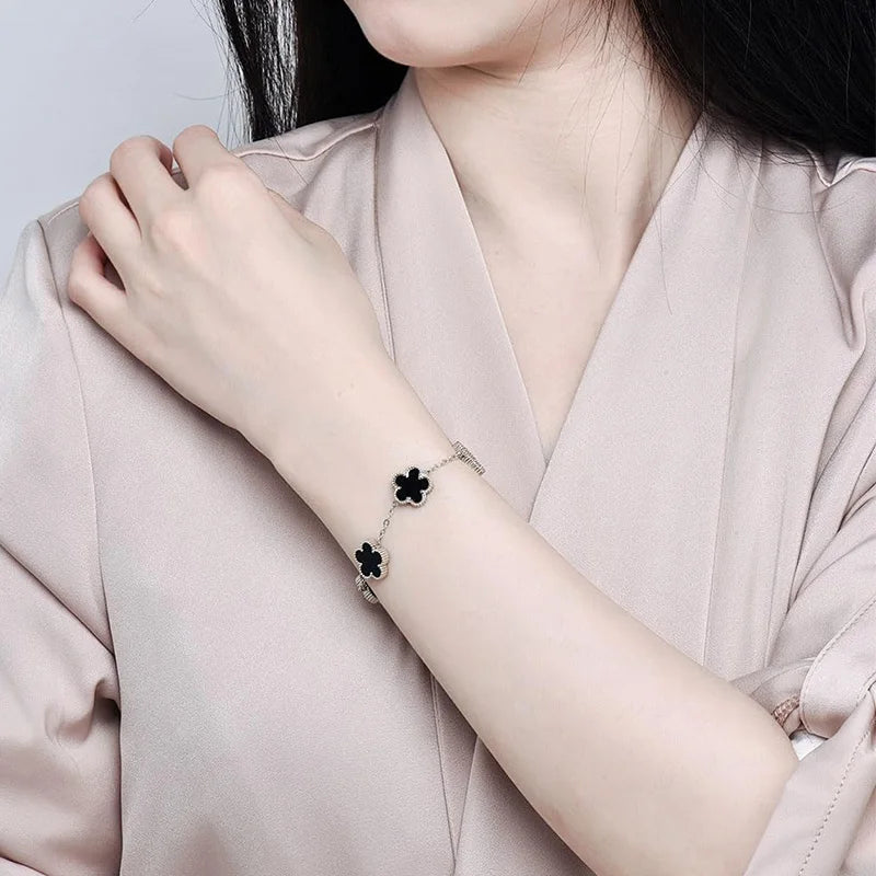 Four leaf clover bracelet