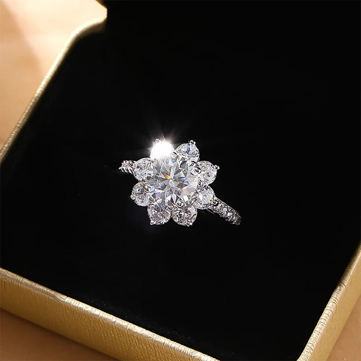 Flower diamond ring