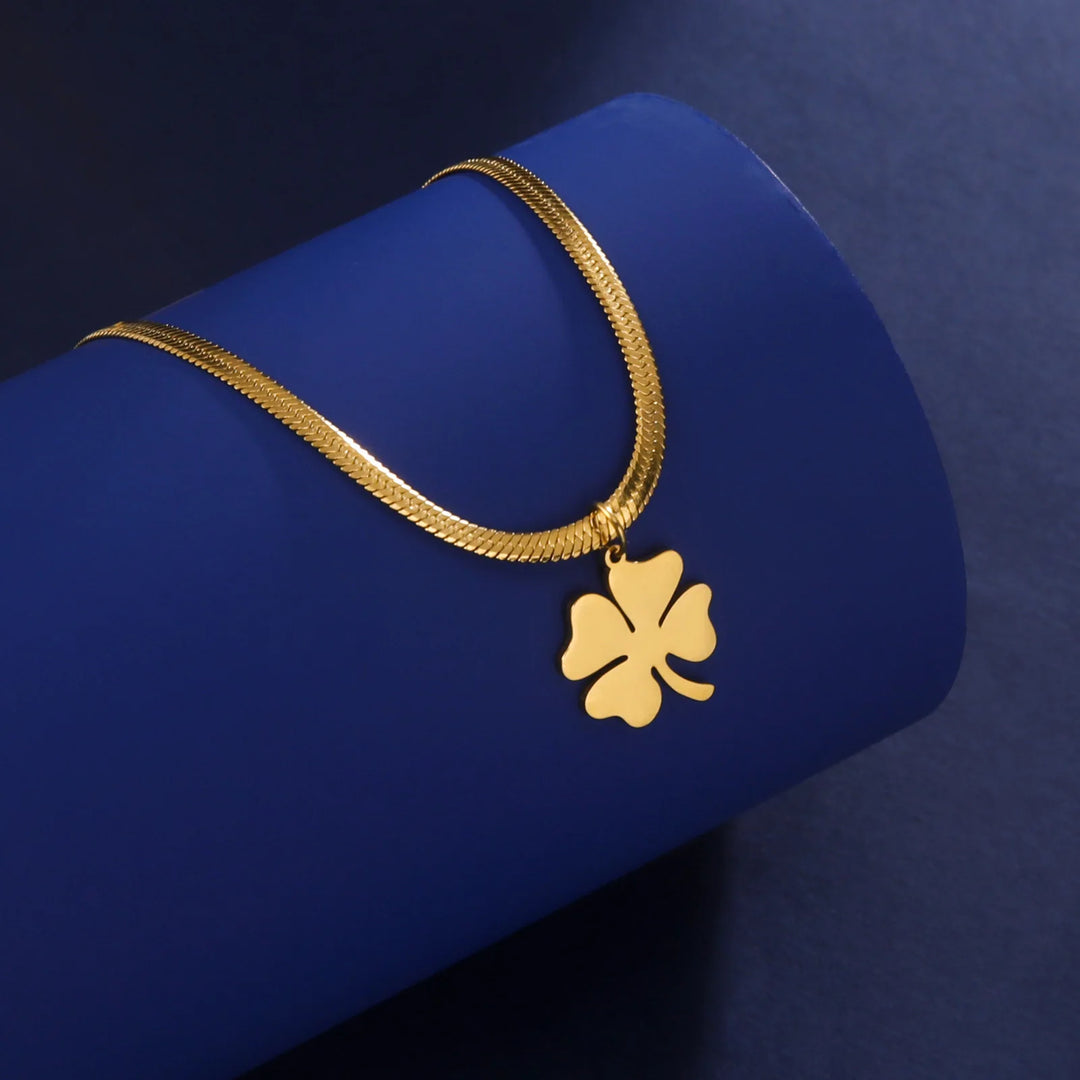 Four leaf clover necklace