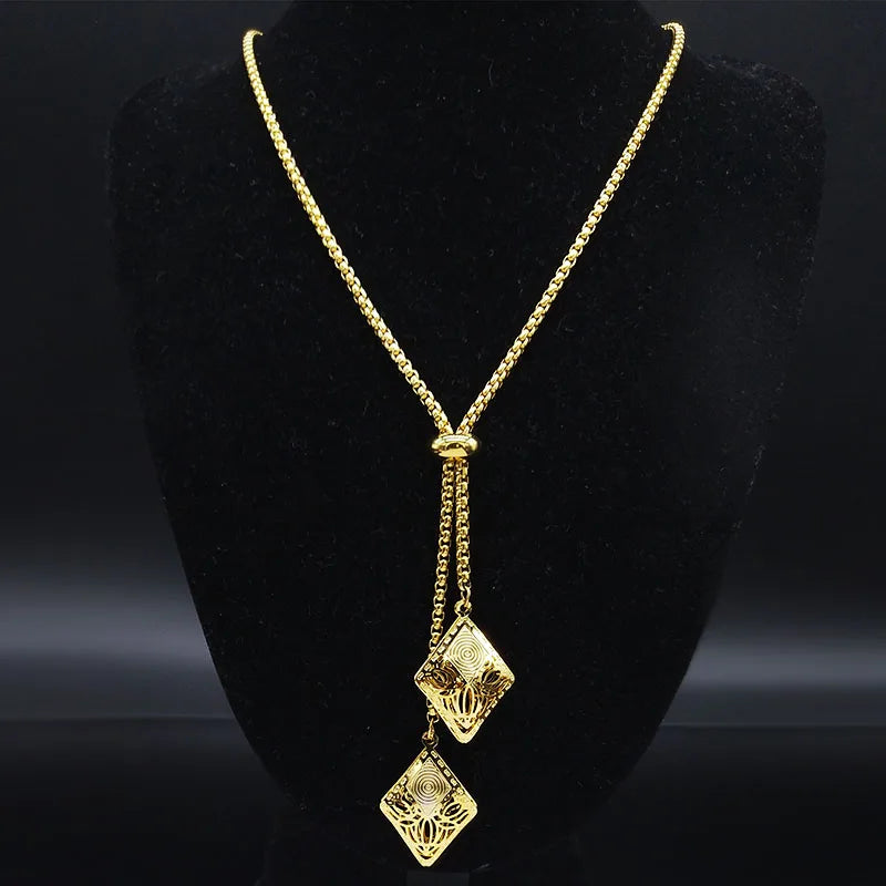 Bee necklace