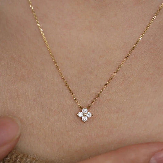 Diamond flower necklace