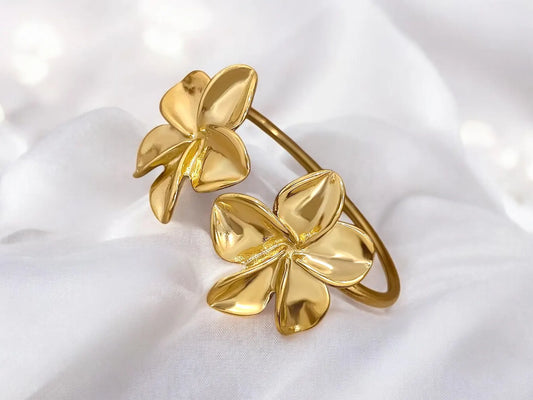 Flower bracelet