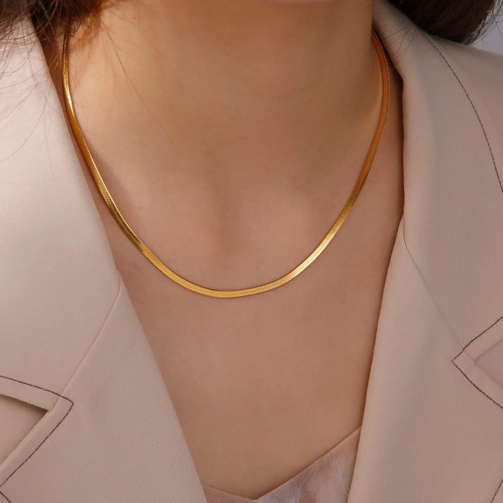 Huge gold necklace